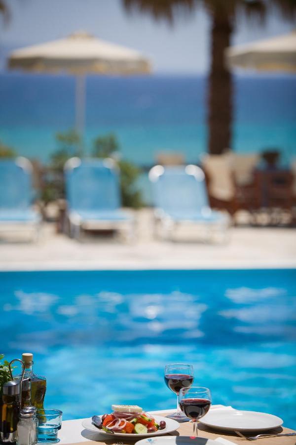 Готель Paros Philoxenia Хріссі-Акті Екстер'єр фото