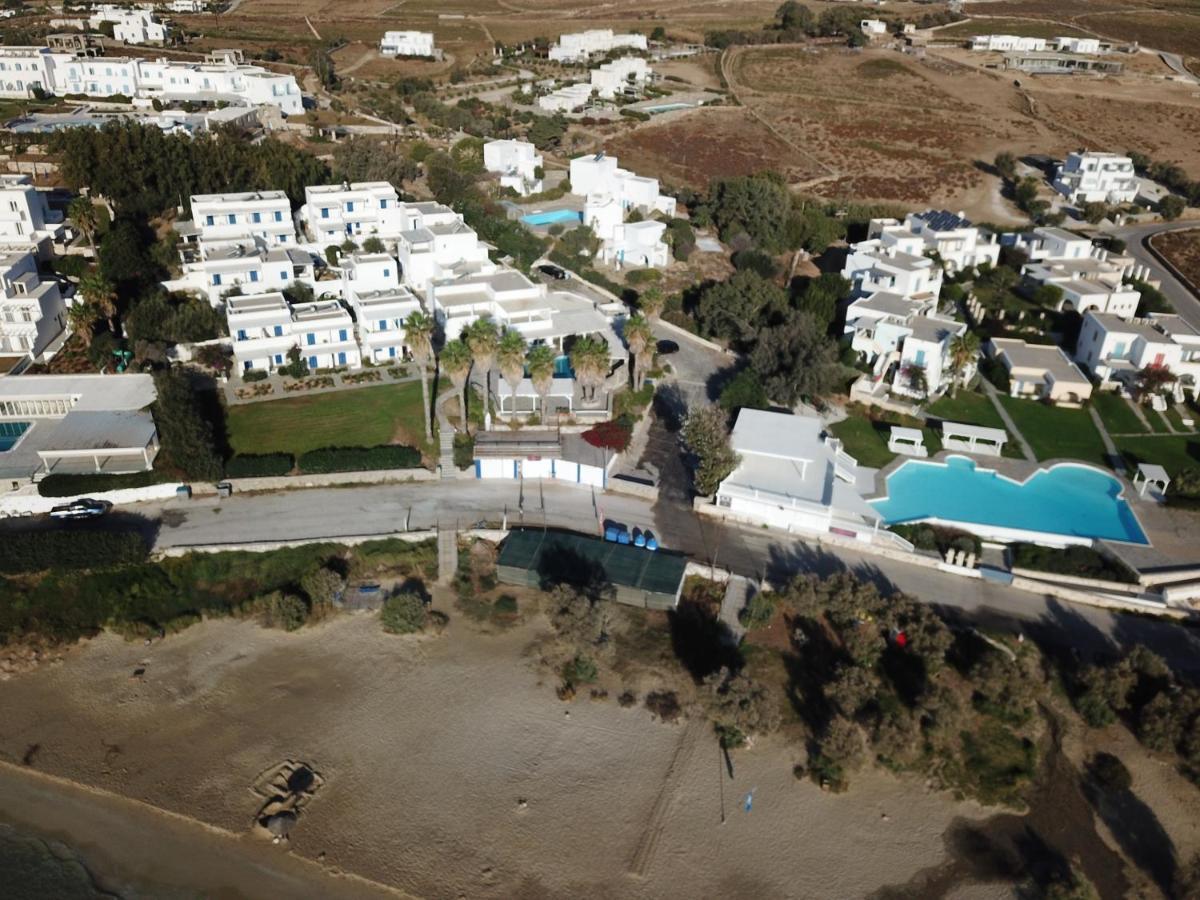 Готель Paros Philoxenia Хріссі-Акті Екстер'єр фото